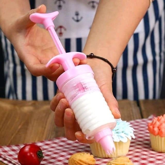 GFY Cetakan Kue Alat Penghias Kue 8 IN 1 / Cake Decoration / Semprotan - *