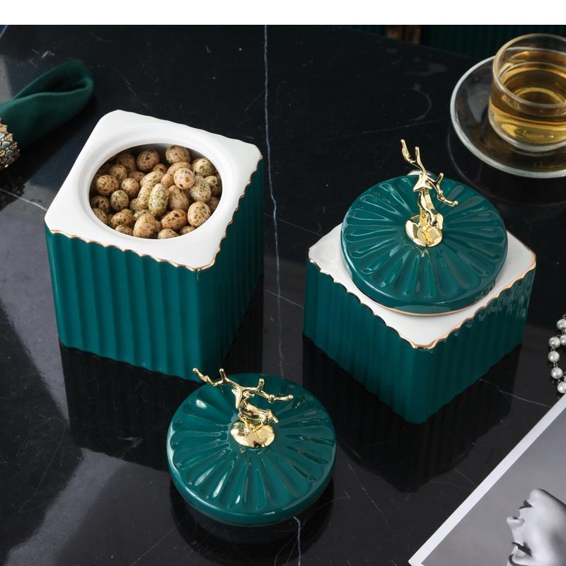 Ceramic Storage Tank Sealed Tank Ashtray Creative Household Jar with Lid Storage Bottles Kitchen Gol