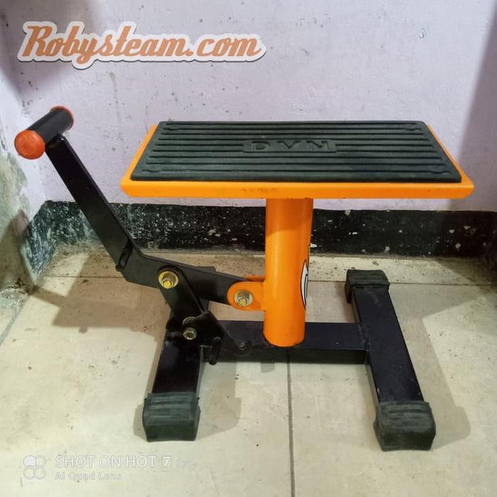 Jack Stand Motor Trail