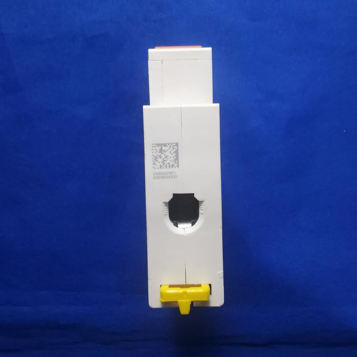 Domf01106 New Domae Mcb 6A Ampere 1Phase 6Ka Schneider