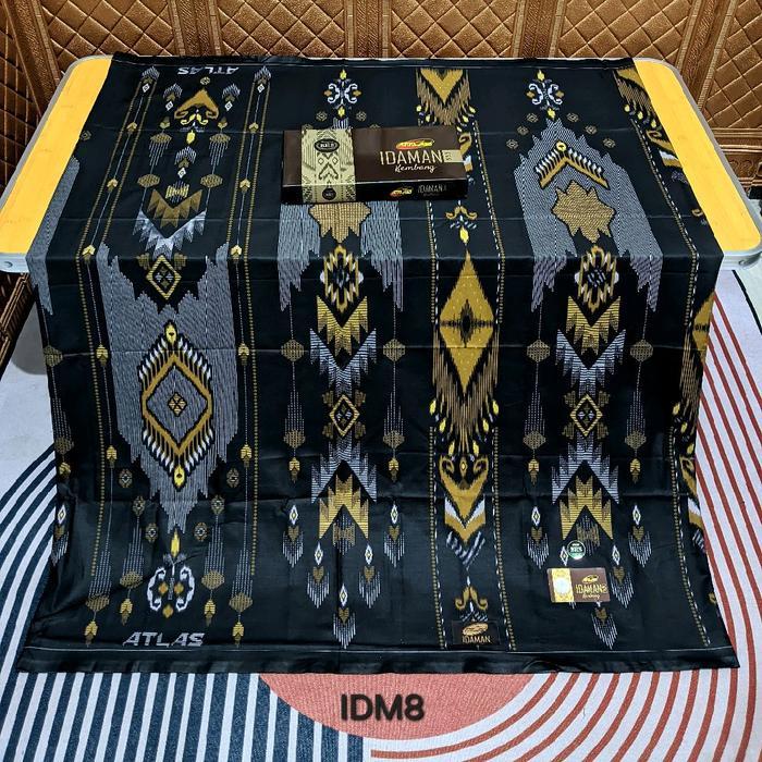 Sarung Atlas Idaman Kembang Hitam Motif Bhs