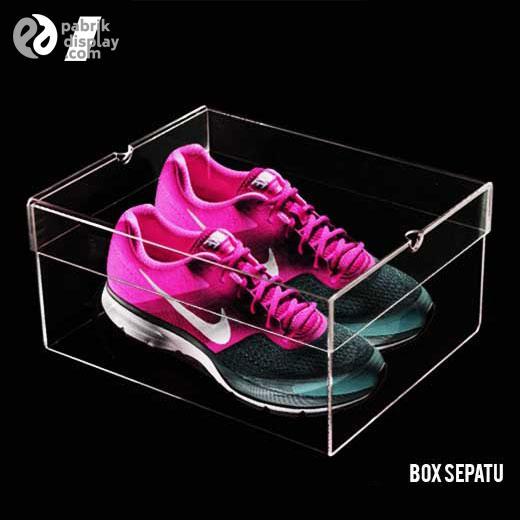 Kotak sepatu / Box sepatu / Display sepatu akrilik