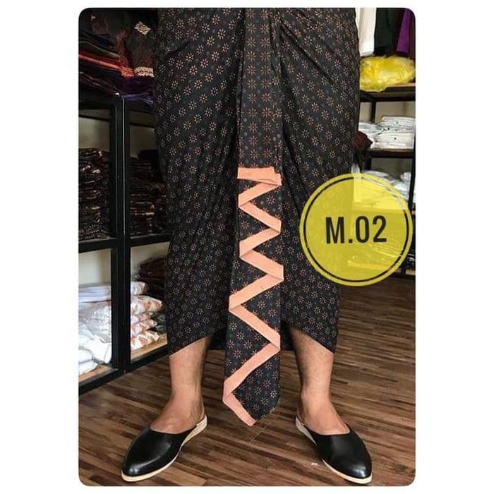 Kamen Cowok Bali Setengah Jadi