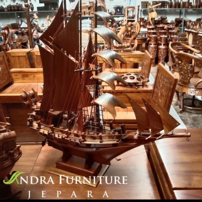 miniatur kapal, perahu layar bahan kayu jati souvenir produk jepara, kode 1156