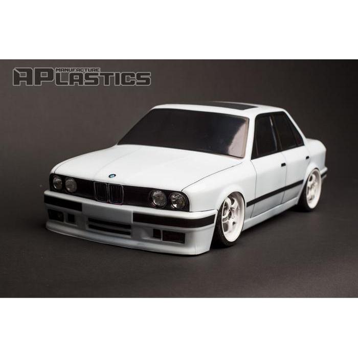 APLASTICS RC BMW E30 SEDAN CLEAR BODY (197MM) #AP-E30S