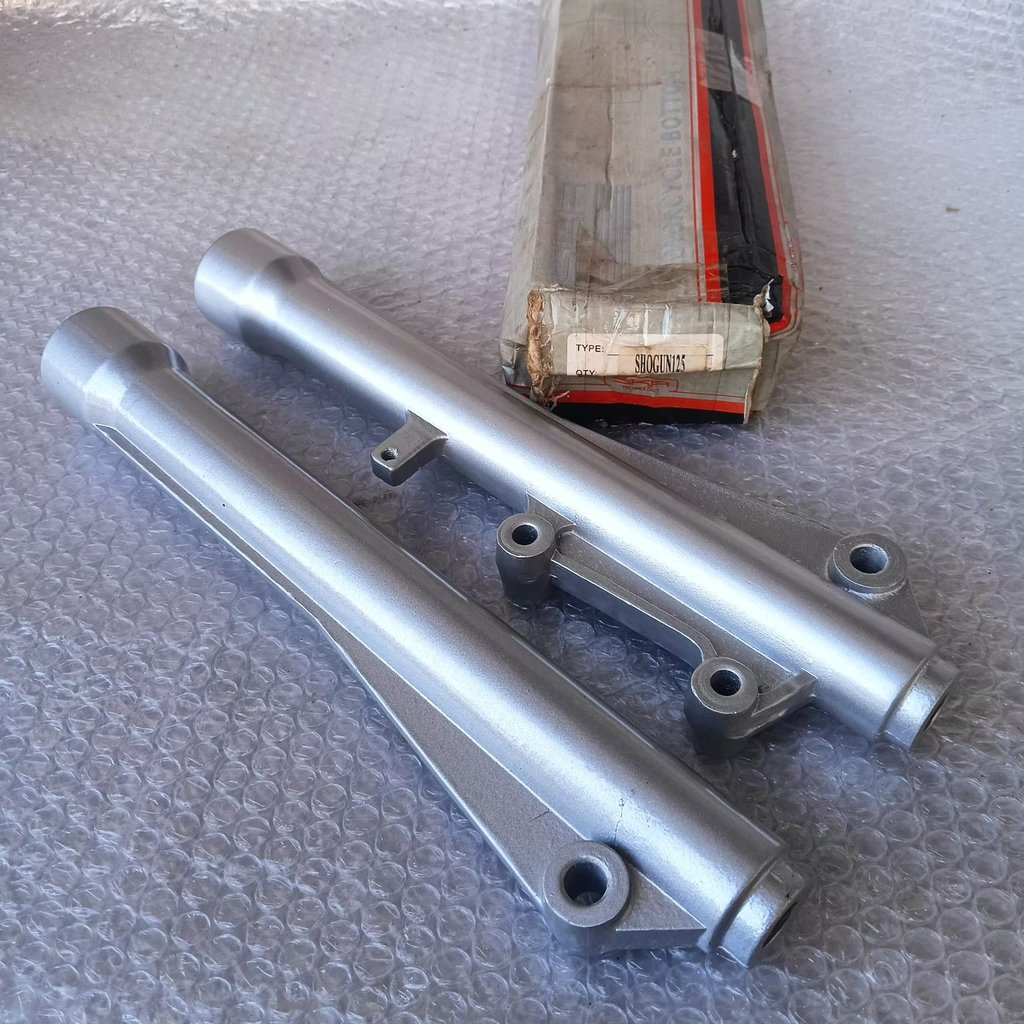 Bottom Tabung Shock Depan Shogun 125 SKR Bz0100