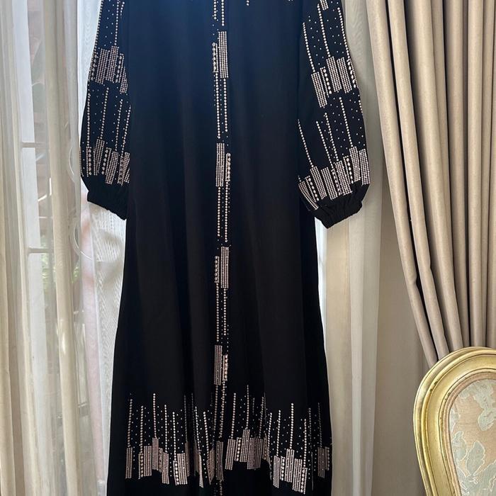 Abaya Mesir Black Jetbalck Premium Embroidery Aplikasi Bordir Dan Swaroski Long Zipper Aktif Abaya