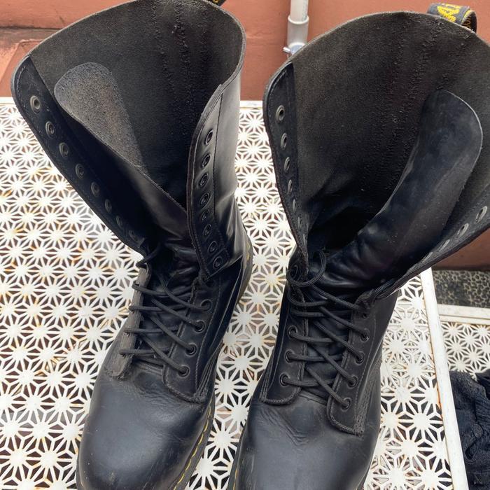 VINTAGE DR.MARTENS 1940 BLACK-EYE STEEL TOE