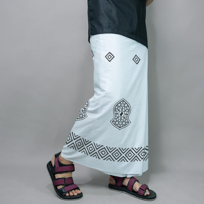 ASLI Katsae - Sarung Bordir Motif Terompah Bordir Timbul Sarung Pria Dewasa Warna PUTIH Sarung