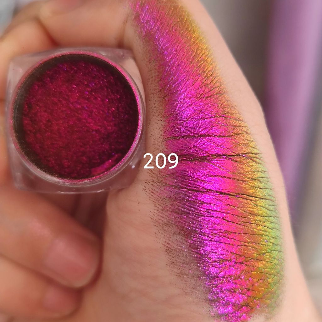 Infinite Chrome Flakes Eyeshadow Chameleon Pigment Rainbow Eyeshadow Powder Multi-flakes Holographic