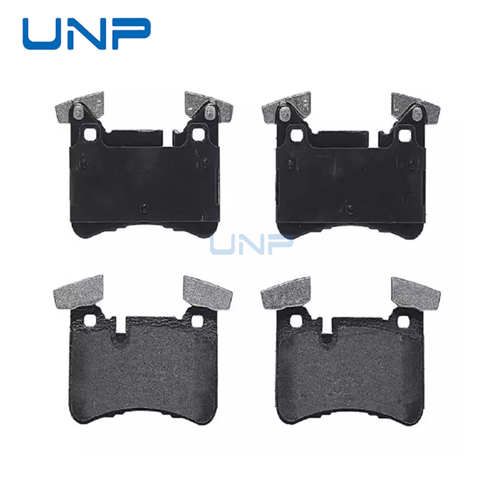 A0064207820 Rear Brake Pad Set For Mercedes-Benz W204 W212 S212 S204 C218 C204 X218 C63 E63 Cls63