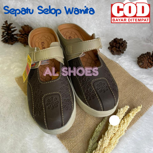 Sepatu Wedges selop Wanita Model Terbaru 2022 (COD)/ Sandal Wanita Bagus Remaja/ Wedges Slip On Rema