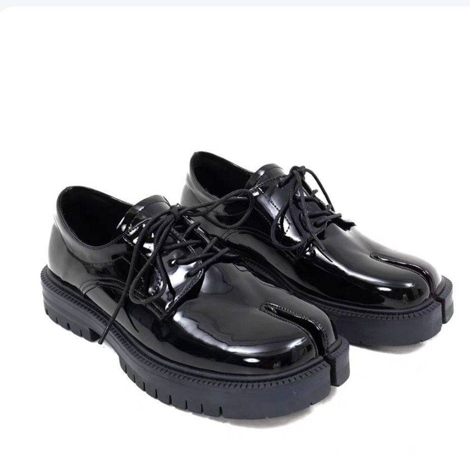 New Tabi Shoes Split Toe Shoes Men's Loafers Single Shoes Casual Women Flat Shoes Leather Lace Up