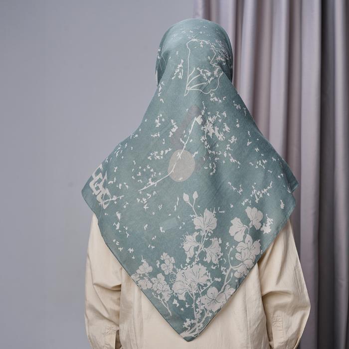 TERMURAH ZM Zaskia Mecca - Hijab Syari Paola Green Scarf Kerudung Segi Empat Wangi