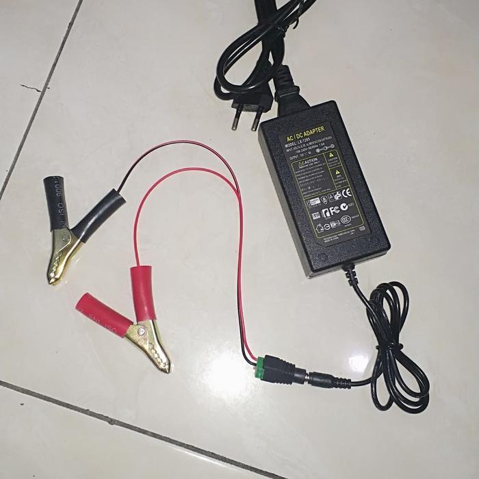 Charger Aki rakitan dari Adaptor 12 V 5 A buat charger aki