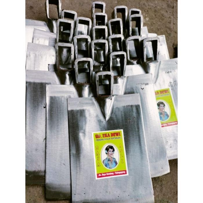 Cangkul Baja Putih Asli Tebal -Cangkul Tanah Anti Lengket