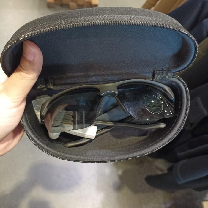 Eiger Kacamata Hitam HAAST Sunglasses Black 91000 7929 Original Cowok