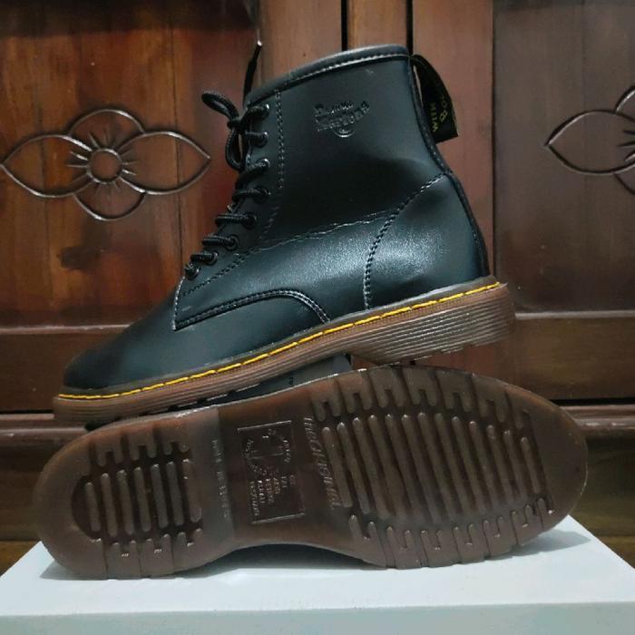 DR.MARTENS ENGLAND " SECOND "