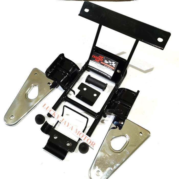 Breket Dudukan Reflektor Kuping Lampu Rx King New 2008 Bulat Assy Ckd