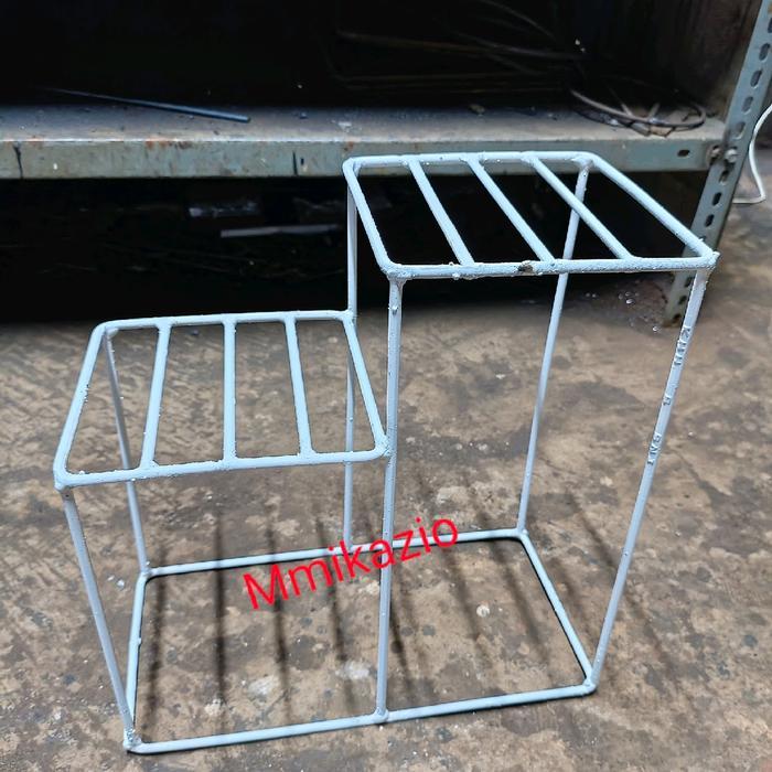 Chantelna_ Rak Pot Bunga 2 Susun/Alas Rak Pot Bunga/Rak Bunga Besar/Standing Pot Besi Pot Bunga