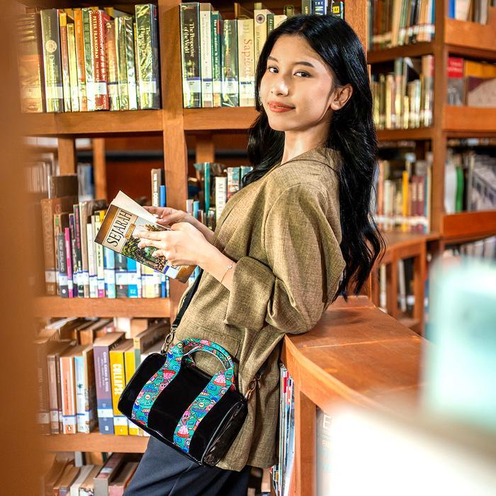 SOVLO Mini Carla Sling Bag / Tas Selempang Wanita/ Tas Sling Bag Wanita/ Tas Transparan Wanita