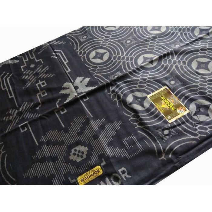 Kain Sarung Wadimor Muslim Dewasa Motif Batik Bunga Bali Tenun Katun Special Hitam Black Santri