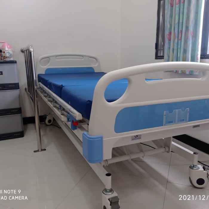 Tempat Tidur Rumah Sakit Elektrik. Ranjang Pasien Electric Sella. Baru