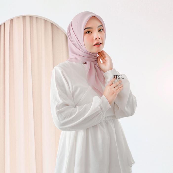 Terbaru Rtsr Hijab Plain Polycotton Senja Bella Lasercut Square
