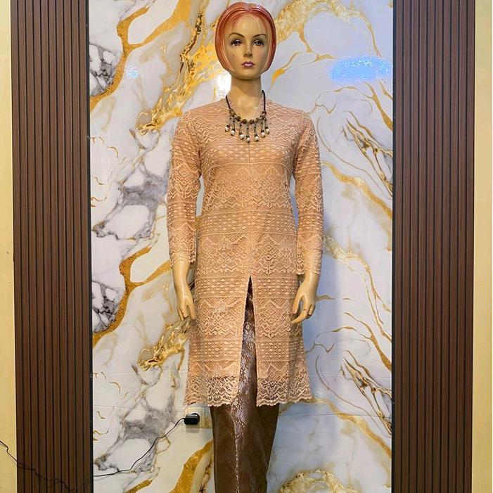 STOK TERBATAS  ATASAN KEBAYA VEE MALIKA FREE HIJAB KEBAYA KUTUBARU / KEBAYA KARTINI / KEBAYA