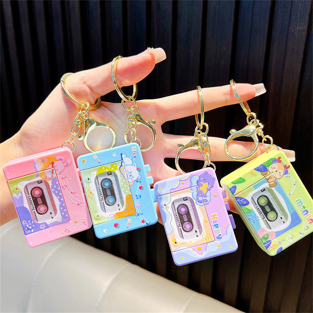 Retro Cassette Recorder Tape Recorder Keychain Mini Recorder Player Keyring Car Keychains Music Box
