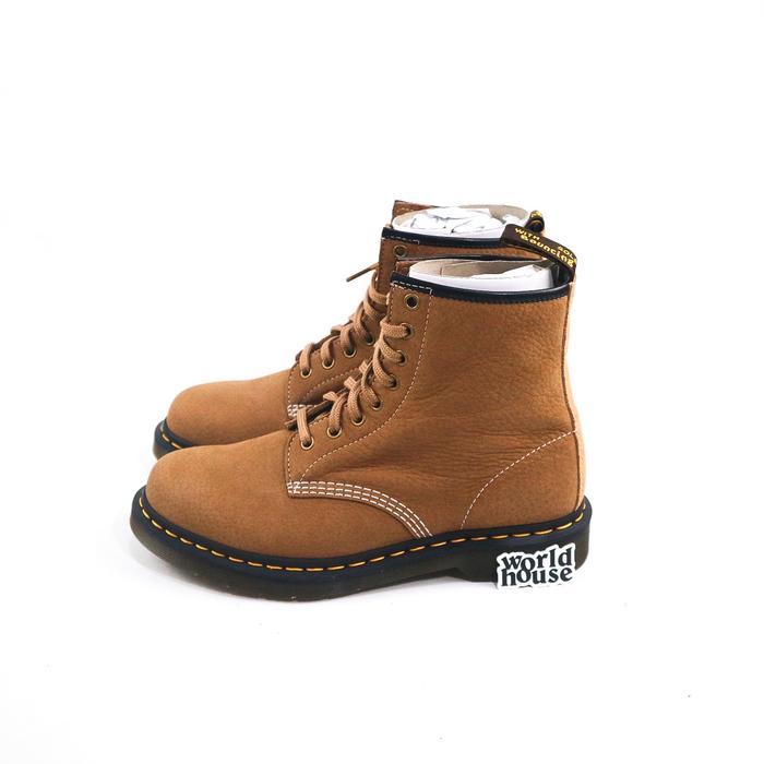 DR MARTENS SAVVANAH TAN 1460 NUBUCK SUEDE 8 EYE HOLE