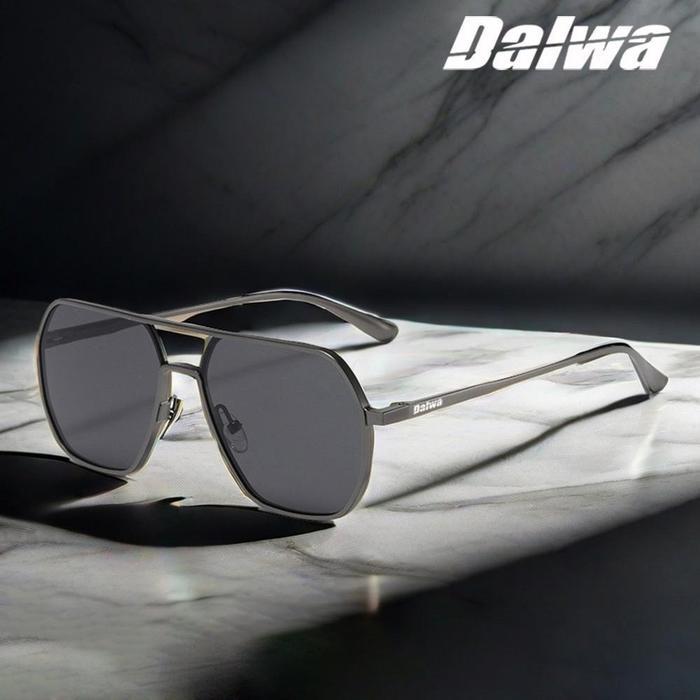 4ijp- [Material Rocket] Kacamata Hitam Photochromic Polarized Dalwa Untuk Nyetir Pria -