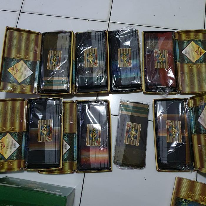 Sarung Tenun Wadimor Bukit Tinggi/ Citra/ Malay / Padang