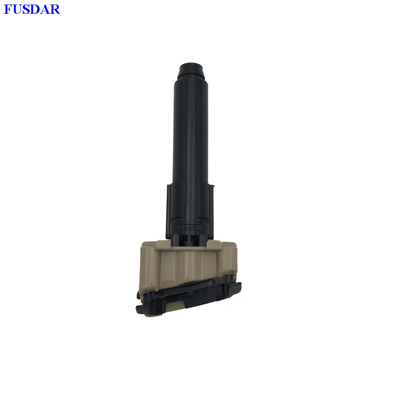 Front Headlight Washer Spray Nozzle Jet Right Side BHT4-51-82X For Mazda 3 AXELA 2014-2016