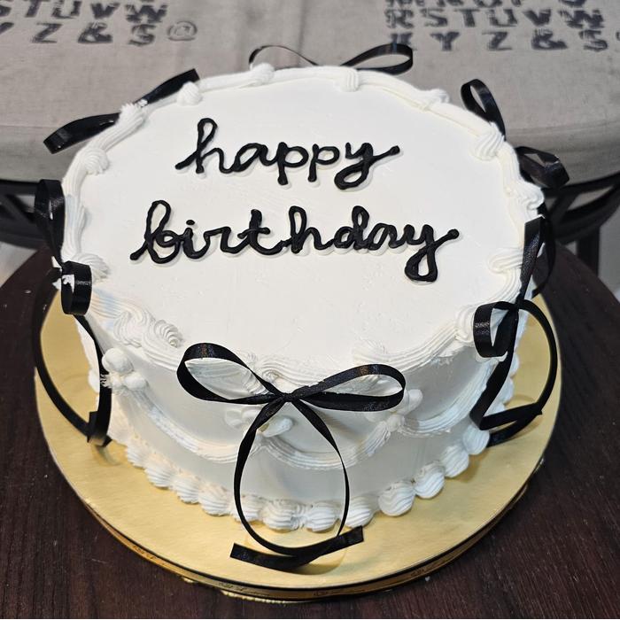 Korean Custom cake 20 cm kue korea lunchbox blackforest kueultah