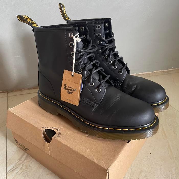 DR MARTENS 1460 BLACK - SECOND LIKE NEW ORINAL