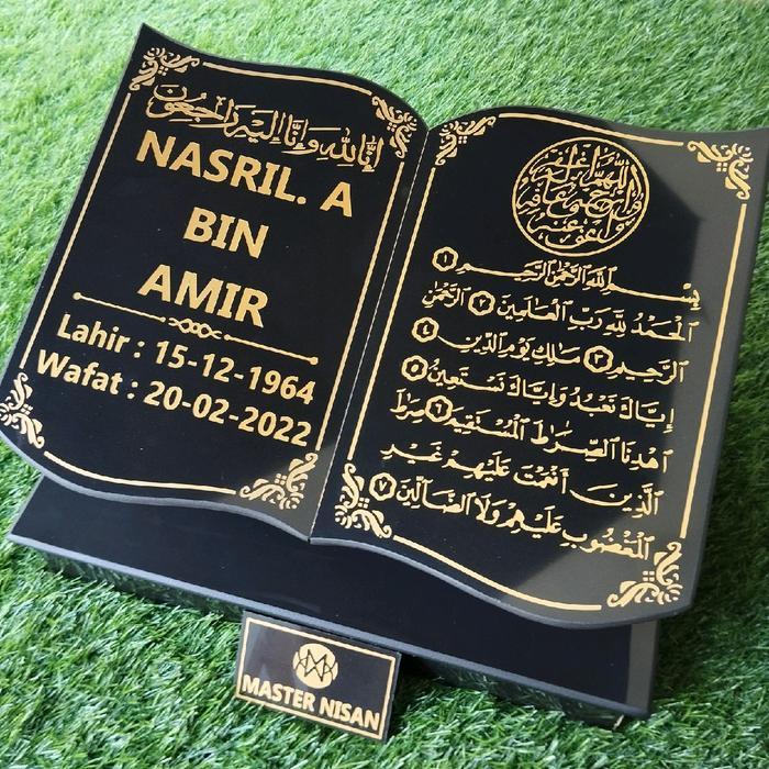 Batu Nisan Makam Granit Ukuran Besar 30X40 Bentuk Buku Plus Dudukan