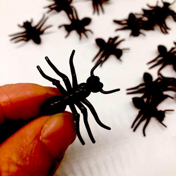 MAINAN PRANK SEMUT MERAH HITAM DEKORASI MINIATUR