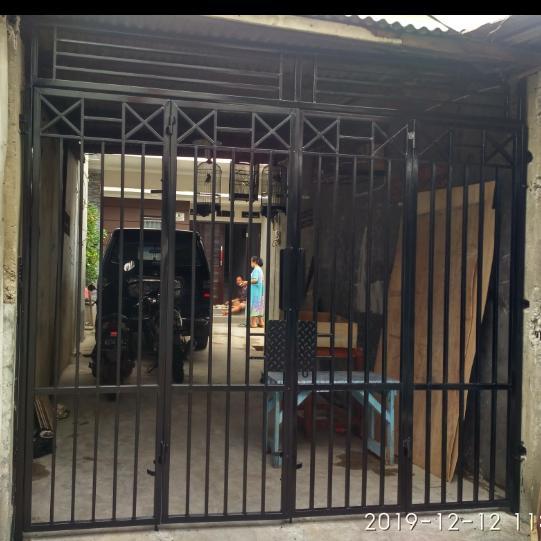 pintu lipat besi Pintu Lipat Minimalis Pagar Besi Minimalis Balkon