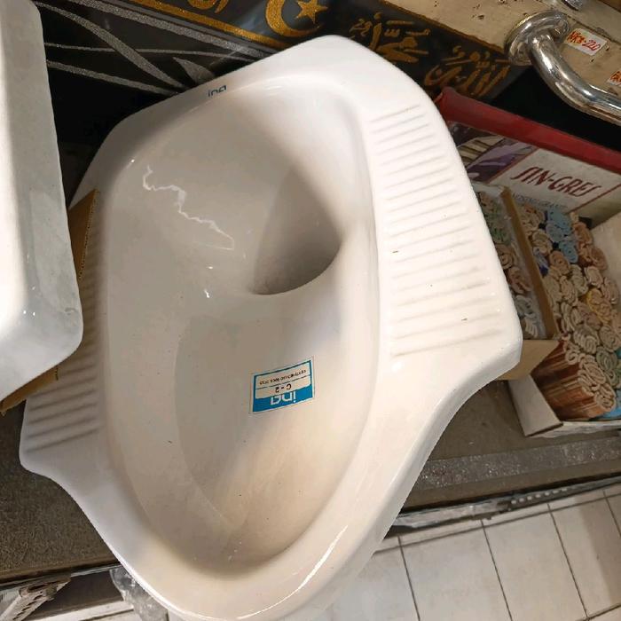 Kloset Jongkok Ina putih / kloset/ Ina