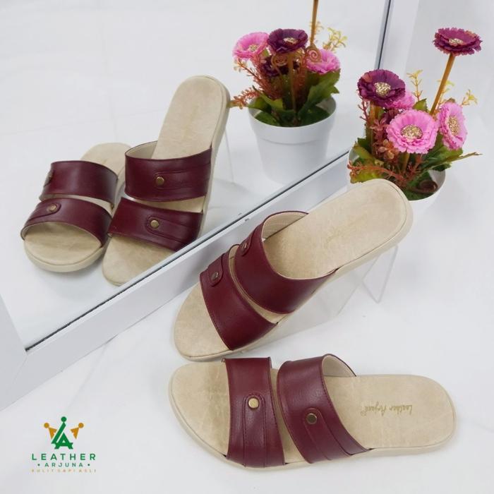 Leather Arjuna Sandal Flat Wanita Diva