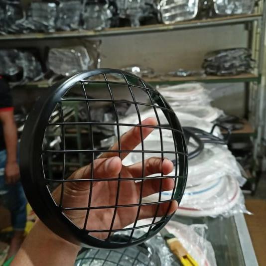 Cover Lampu Motor Kawasaki W175.Aksesoris Grill Lampu W175