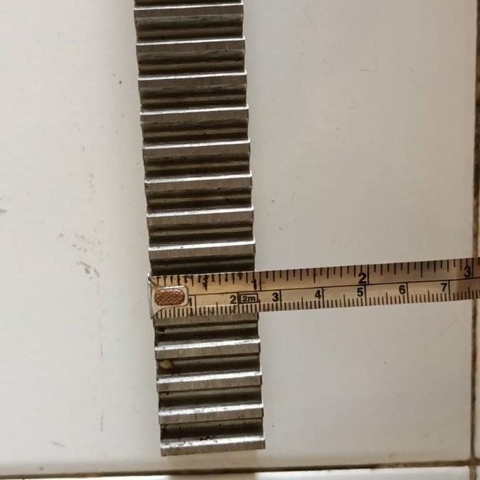 RACK GEAR MESIN BUBUT L5 L5A GI REL L5 L5A RACK GEAR ERETAN UKURAN 25 MM