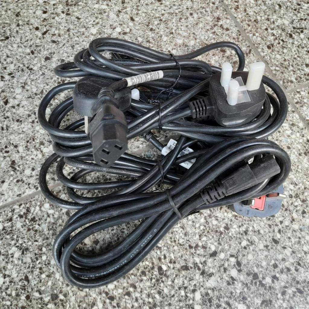 kabel power kaki 3 PC, MONITOR DLL Copotan