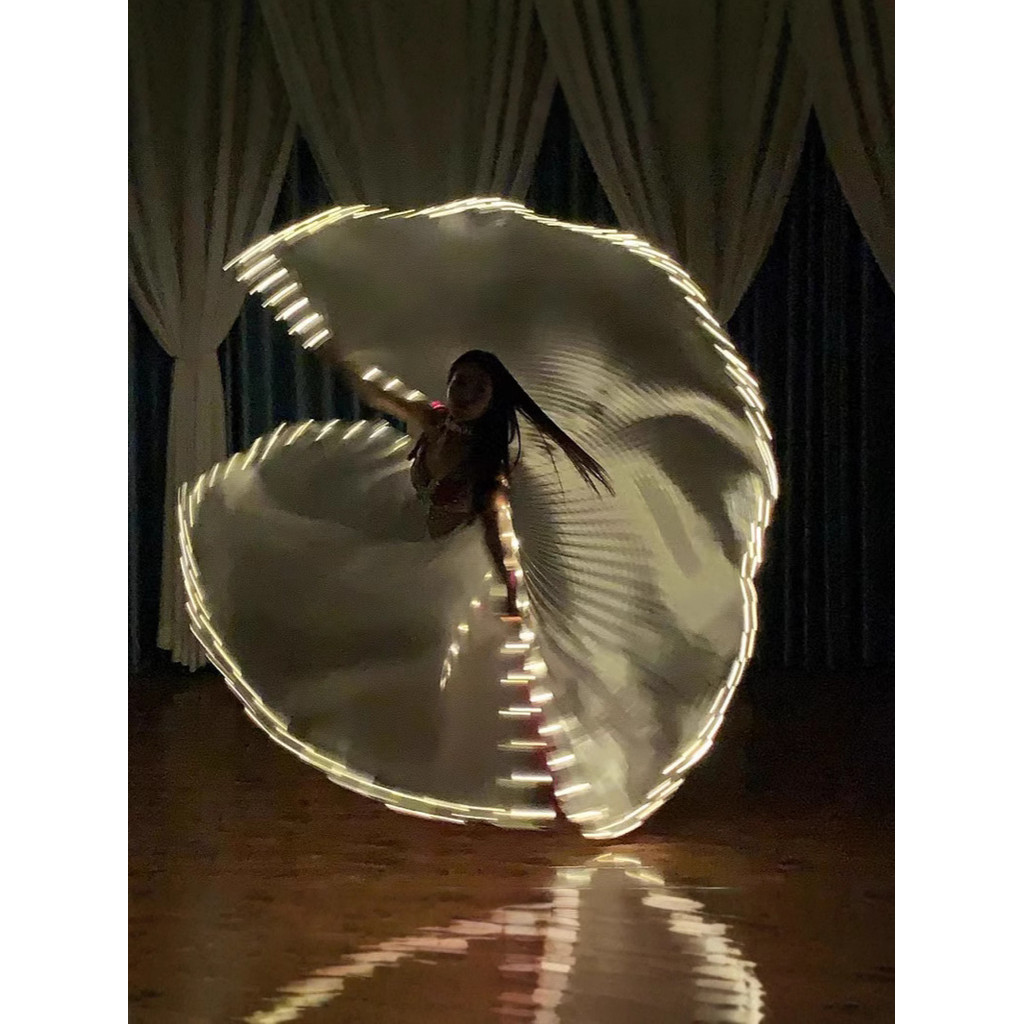 Sayap LED Bersinar - Jubah Pesta Halloween - Bahan Polyester - Warna Silver Lampu Kuning - Ukuran On