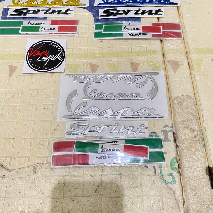 emblem body vespa sprint