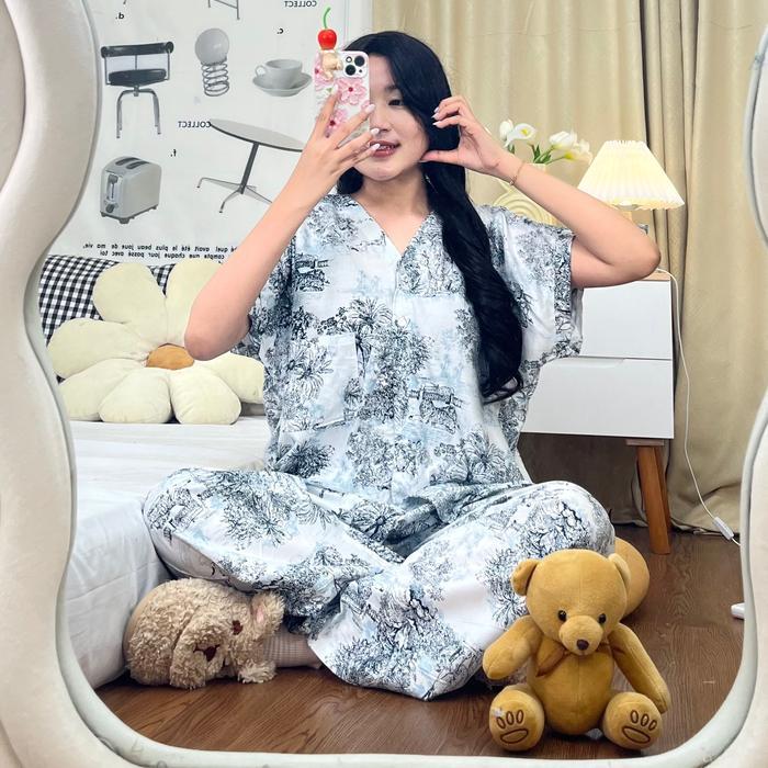 Sapasara - Piyama Jumbo Bali LD 120 Setelan Baju Tidur Wanita Kancing Depan Lengan Pendek Celana