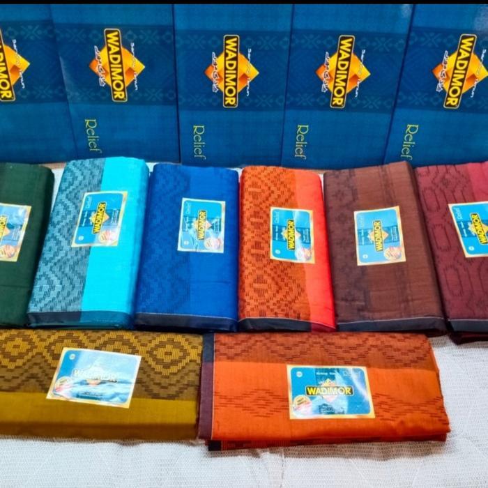 Sarung Wadimor Motif Relief Terbaru