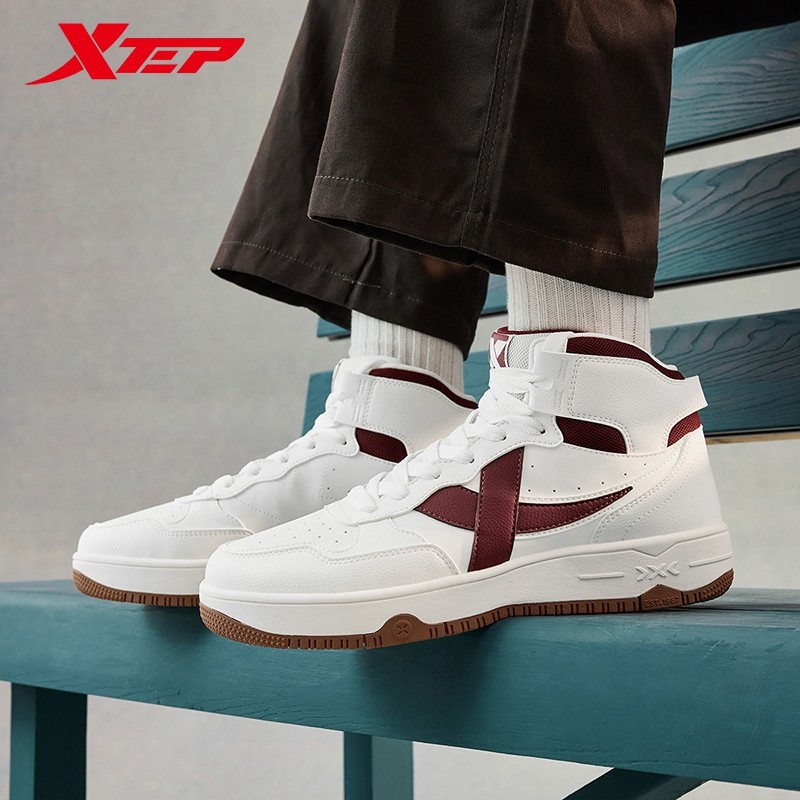 Xtep Skateboarding Shoe For Men 2024 Winter Street Shoes Rebound Soft Leisure Durability Support