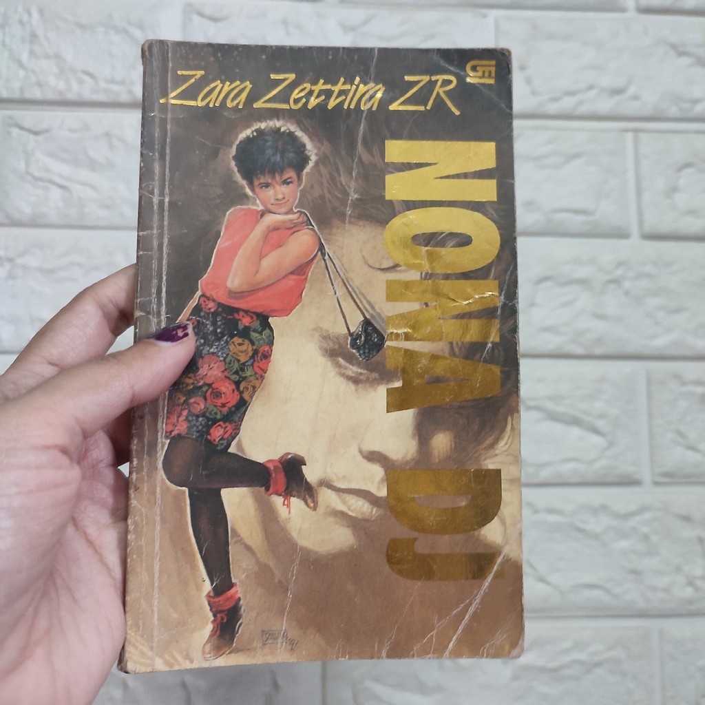 Zara Zettira ZR: Nona DJ